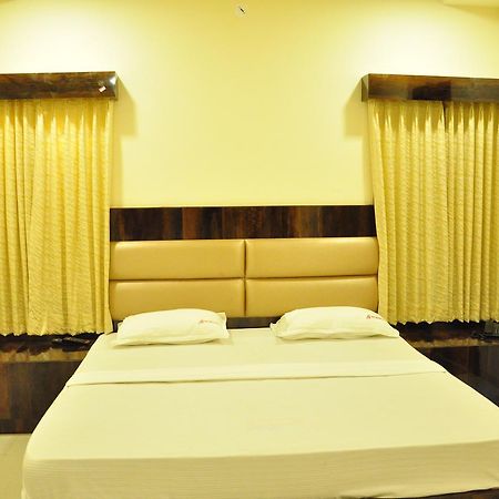 Pai Residency Otel Hospet Dış mekan fotoğraf