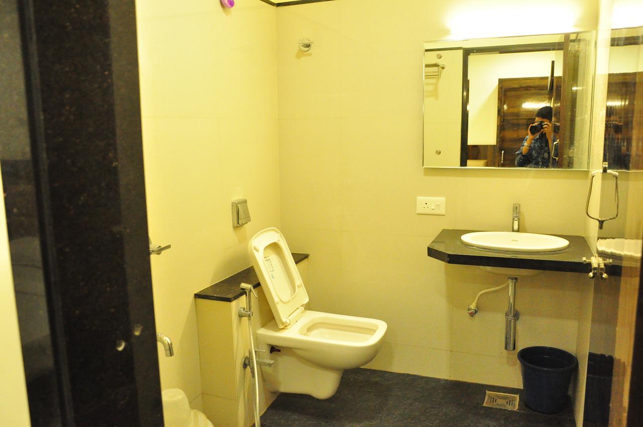 Pai Residency Otel Hospet Dış mekan fotoğraf