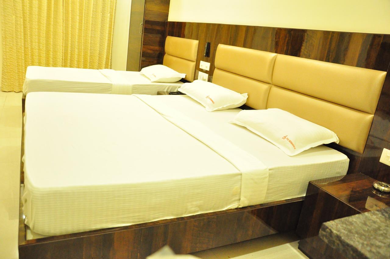 Pai Residency Otel Hospet Dış mekan fotoğraf